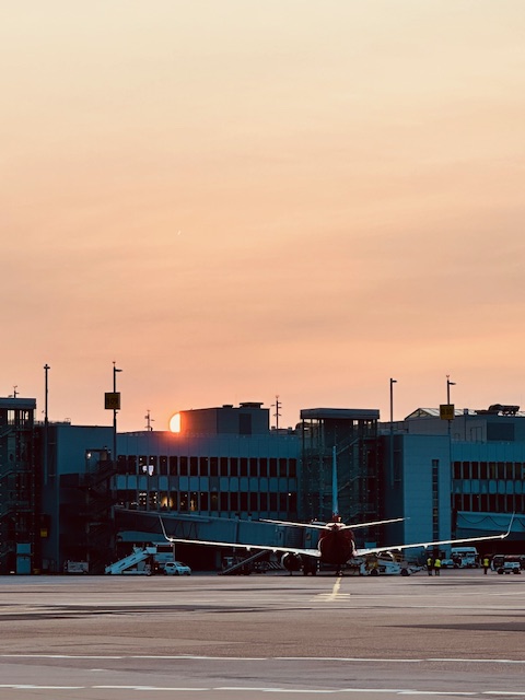 Rollfeld Flughafen Düsseldorf.