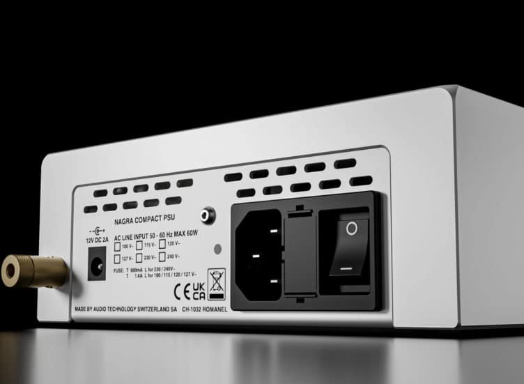 Rückseite Nagra Compact PSU