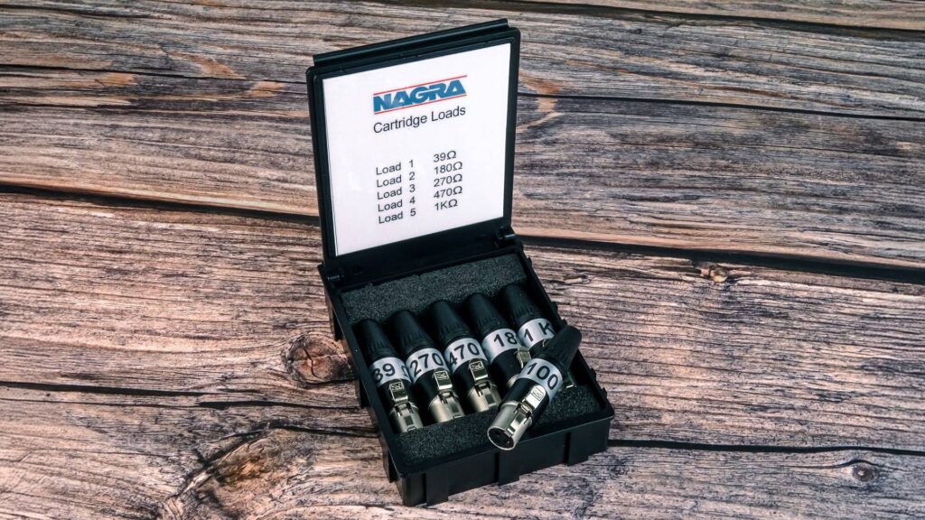 © STEREO Magazin Deutschland Lastwiderstand Set im Zubehör der Nagra Compact Phono